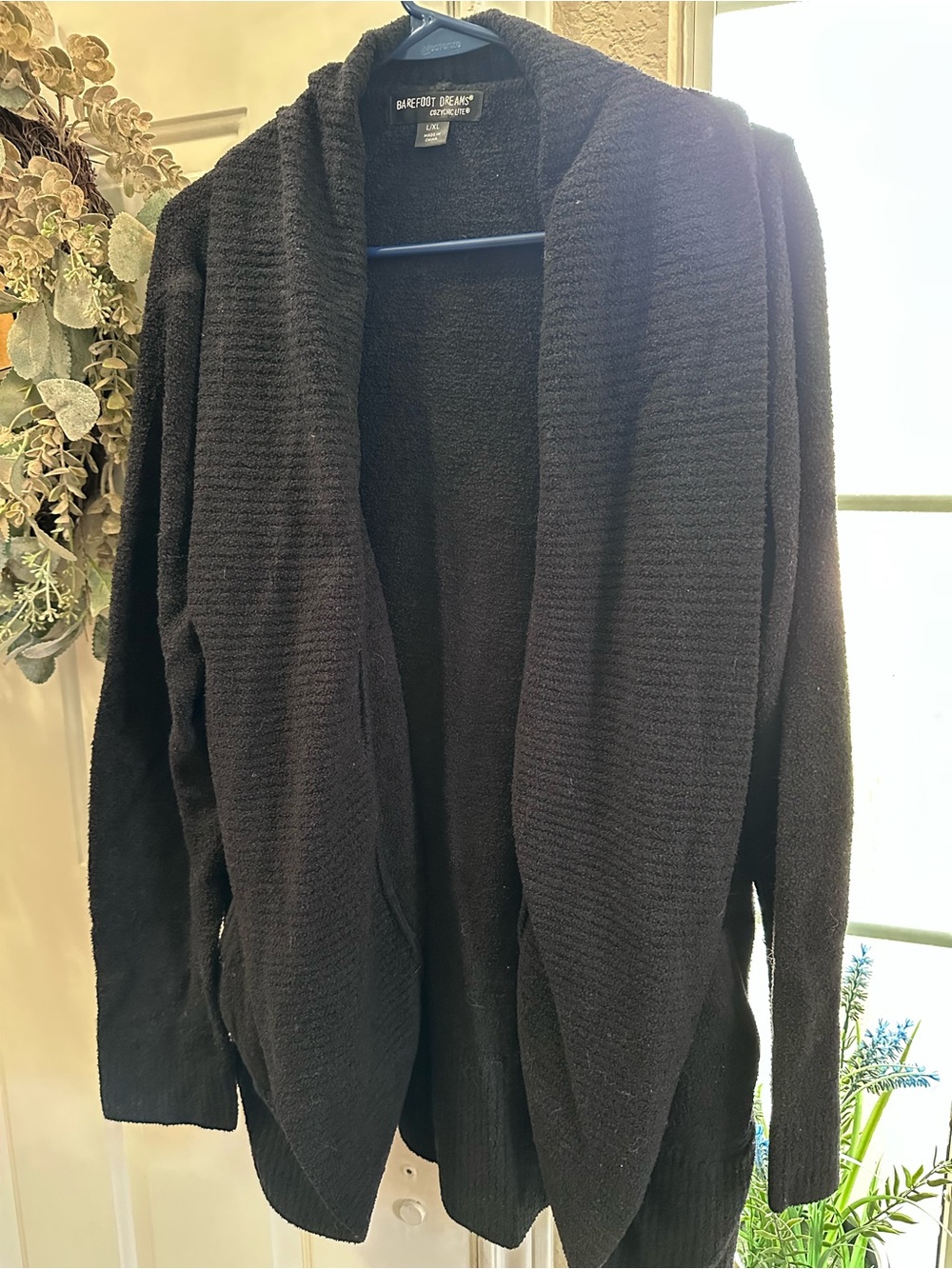 Barefoot Dreams Men's Black Open Shawl-Collar Cardigan